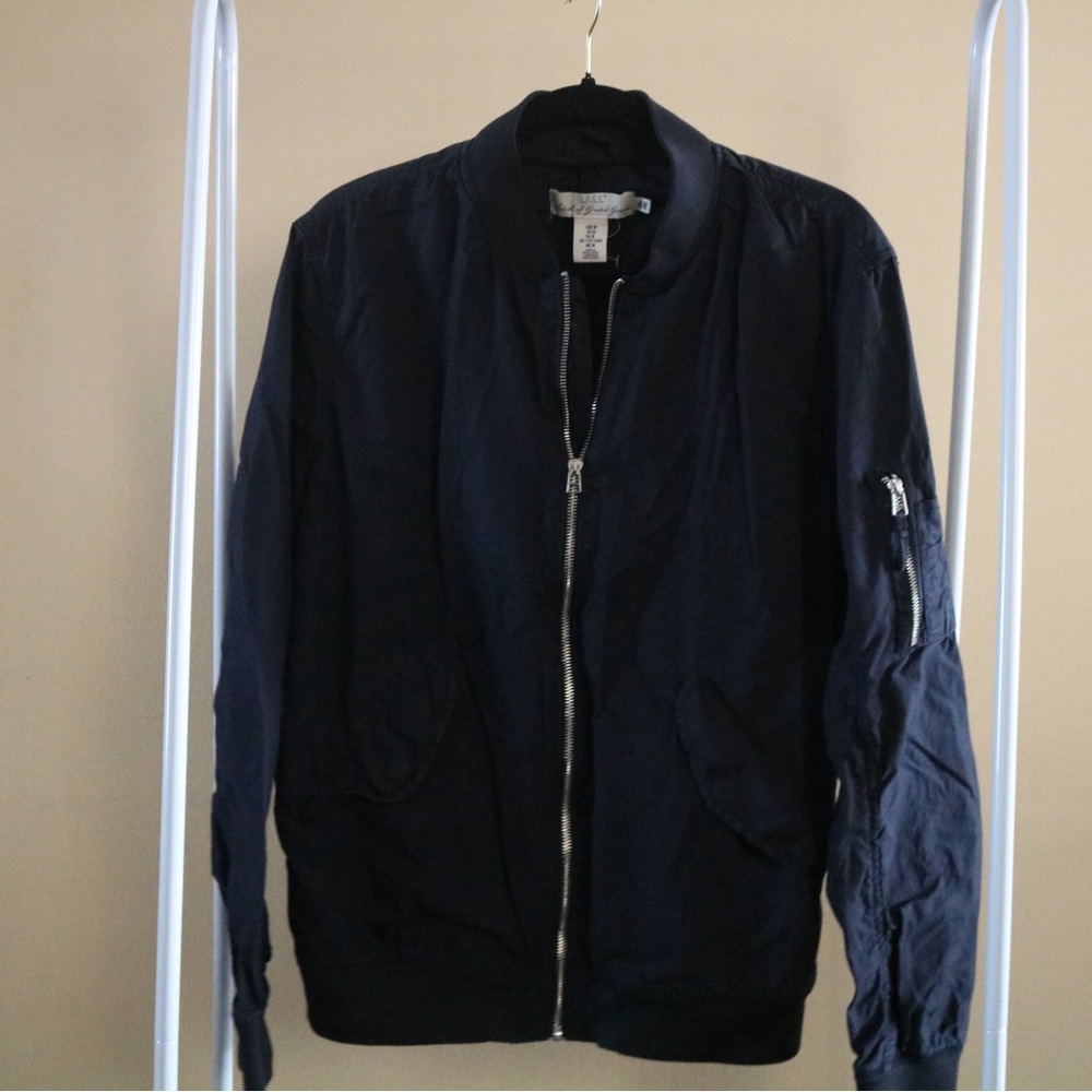 Men's Classic Navy Bomber Jacket